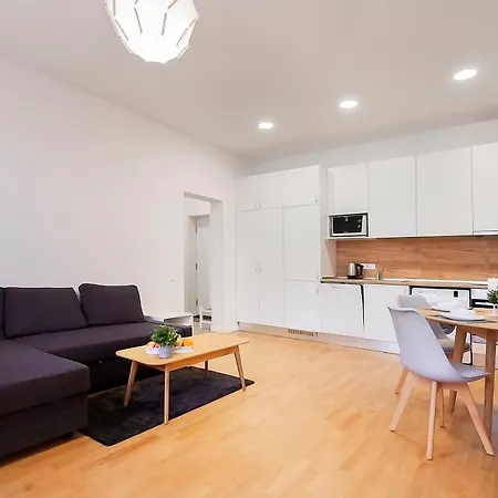 Residential Barona In Centre Apartmán *