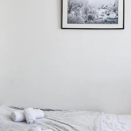 Residential Barona In Centre *