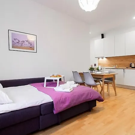 Residential Barona In Centre *