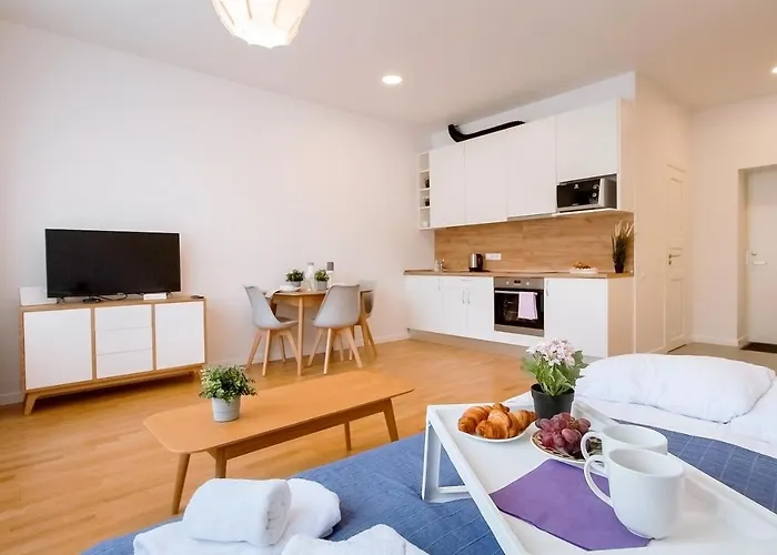 Residential Barona In Centre *